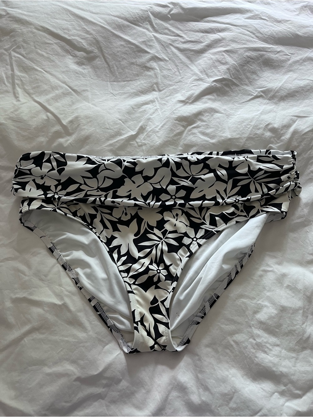 Lands' End White and Black Floral Swim Bottoms